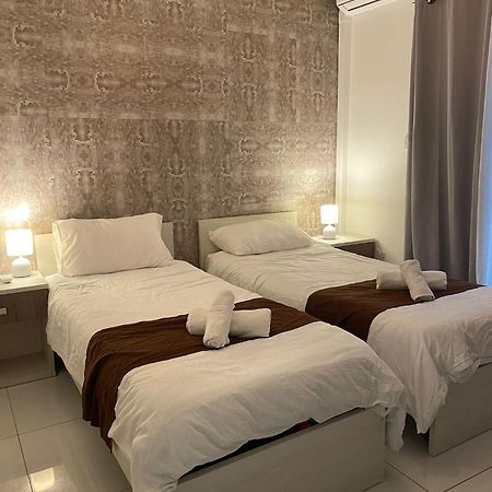 Msida Suites ภายนอก รูปภาพ