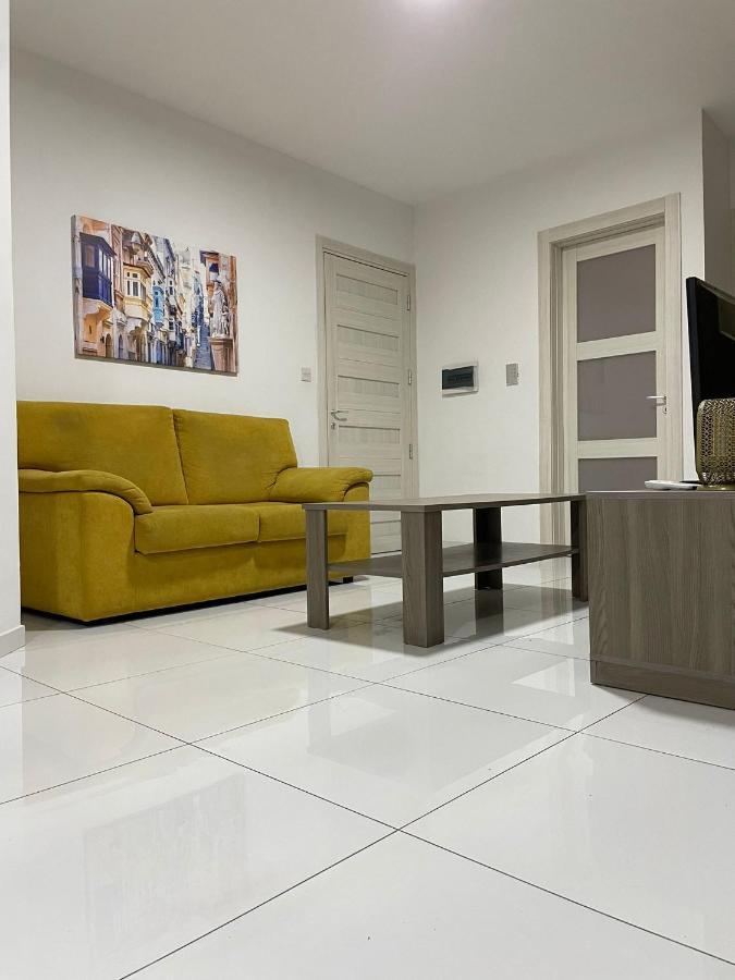 Msida Suites ภายนอก รูปภาพ