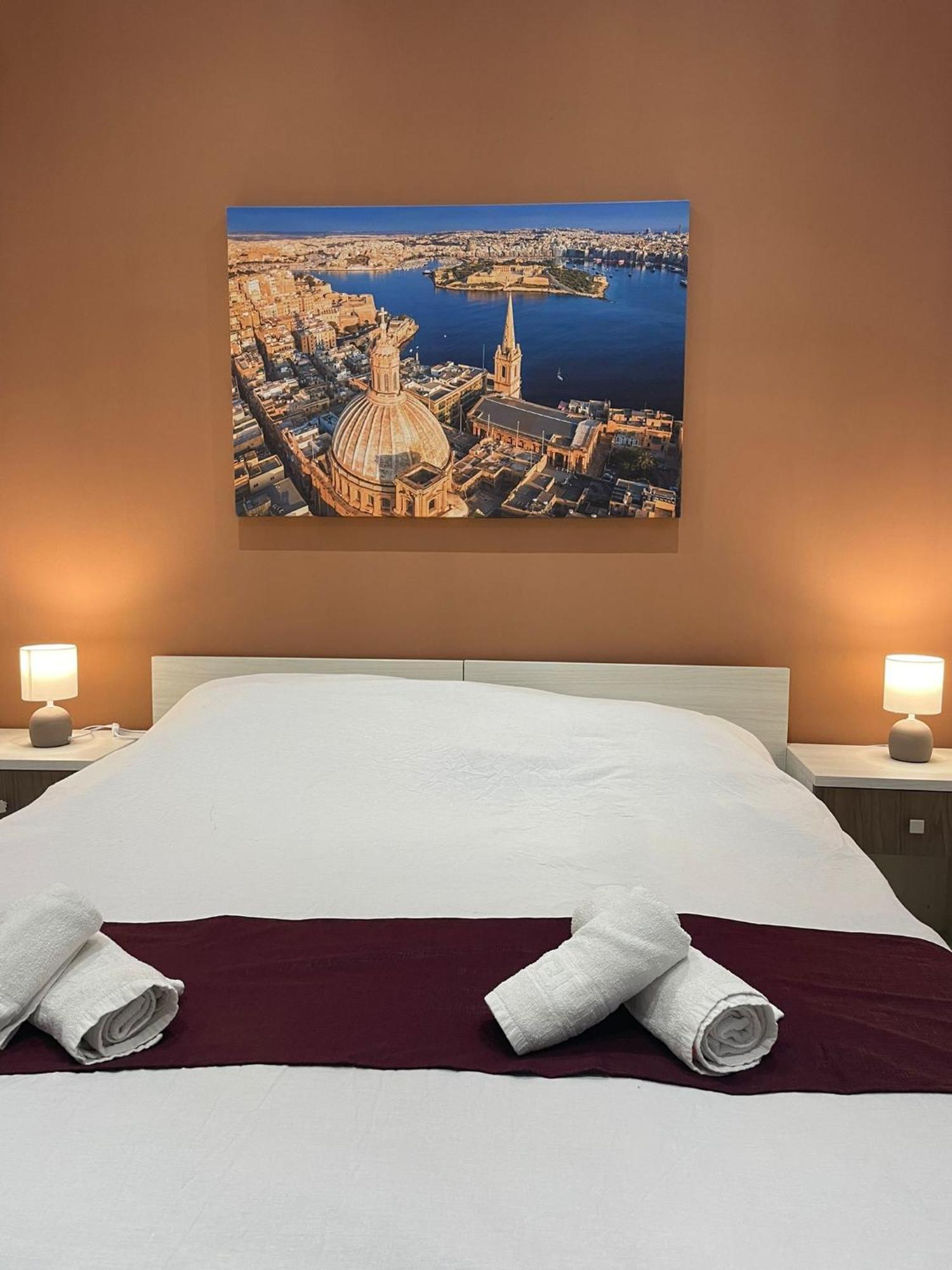 Msida Suites ภายนอก รูปภาพ